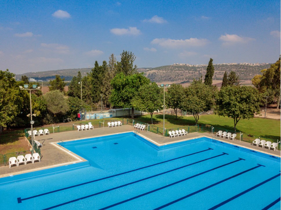 Pool - Kibbutz Mizra