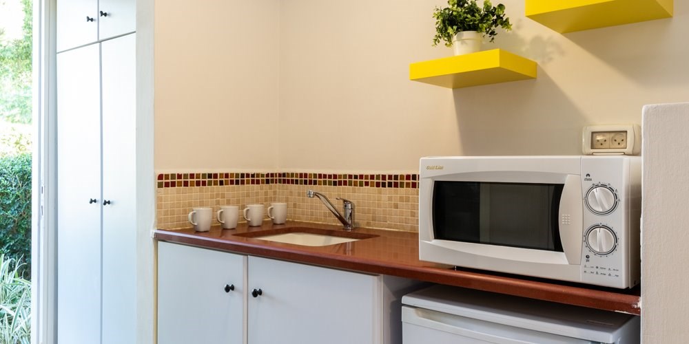 microwave Comfort Room