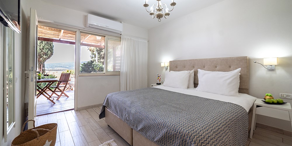 Comfort Room with Balcony - Mizra